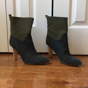 Matt Bernson Two Tone Suede Pointed Toe Booties
